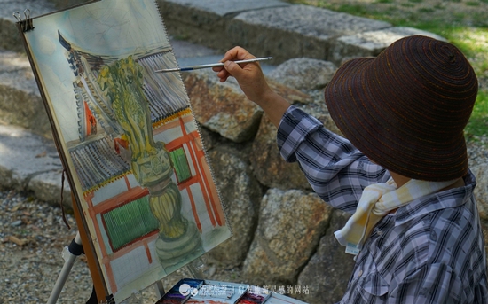 畫(huà)中畫(huà) 攝影/爾冬