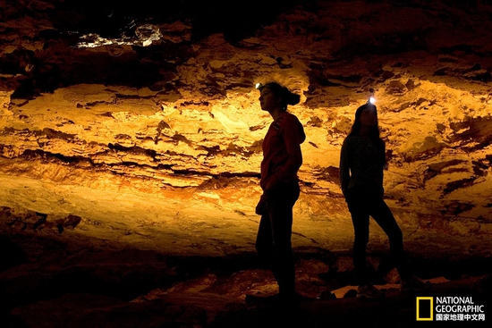 風(fēng)洞國(guó)家公園，南達(dá)科他州攝影：Phil Schermeister，國(guó)家地理創(chuàng)意版