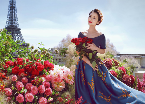 林心如升級(jí)當(dāng)媽媽擠奶很開心 林心如升級(jí)當(dāng)媽媽擠奶很開心