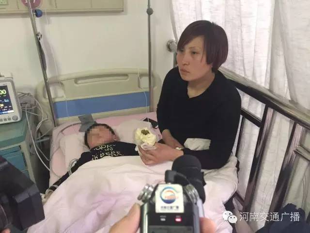 小浩天的母親通過河南交通廣播向所有幫助他們的人表達(dá)了感謝！