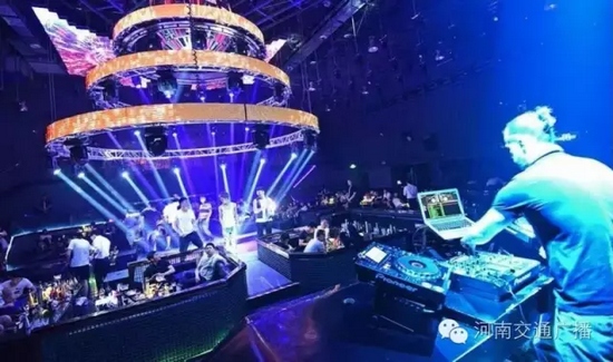 激情DJ+趣味互動(dòng)游戲+美味冷餐 激情DJ+趣味互動(dòng)游戲+美味冷餐