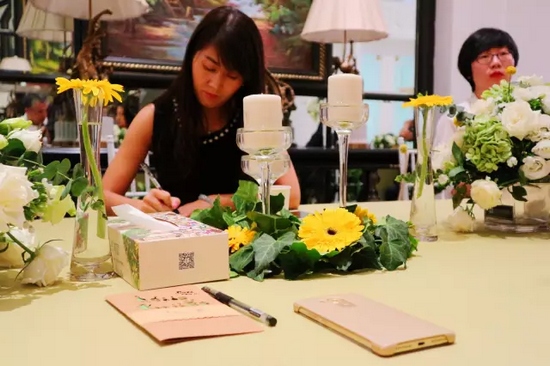 各位“小綠人”也把自己企業(yè)的問題通過卡片的形式，向劉東曉博士請教。