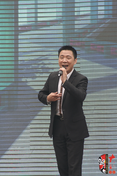 河南省著名乾旦演員、鄭州市豫劇院優(yōu)秀青年演員連德志演唱豫劇《大祭樁》選段“婆母娘且息怒站在路口”