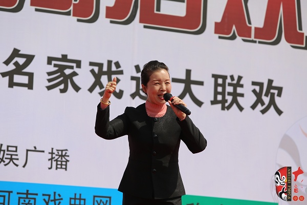 洛陽市豫劇院副院長、豫劇二團(tuán)團(tuán)長陳大華演唱豫劇《穆桂英掛帥》選段