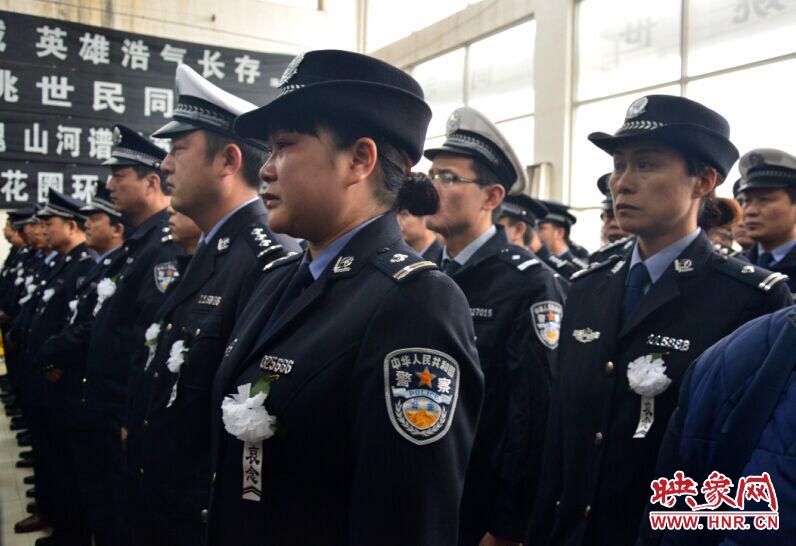 送別儀式上，姚世民的不少同志忍不住流下了眼淚