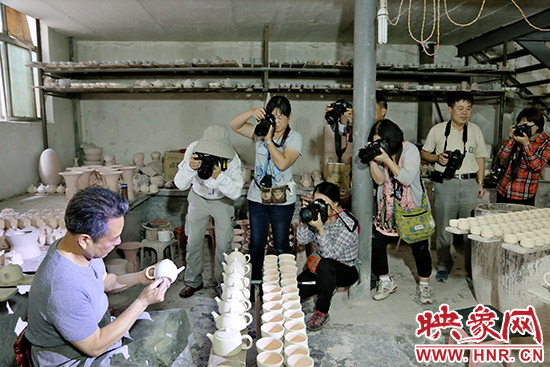 欣賞工匠制作手藝 欣賞工匠制作手藝