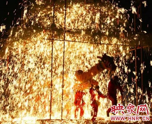 確山鐵花將登上萬(wàn)眾矚目的春晚舞臺(tái)！