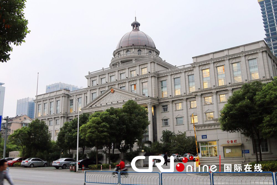 江蘇無(wú)錫曝六座山寨"白宮" 江蘇無(wú)錫曝六座山寨"白宮"