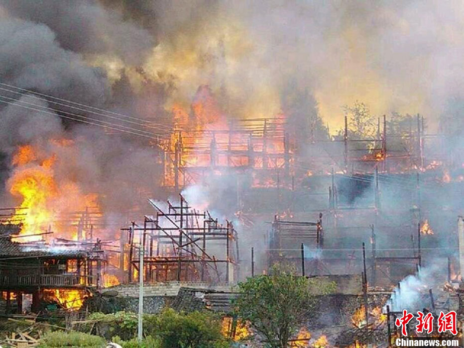 圖為火災(zāi)現(xiàn)場。沫浠 攝 圖片來源：CFP視覺中國