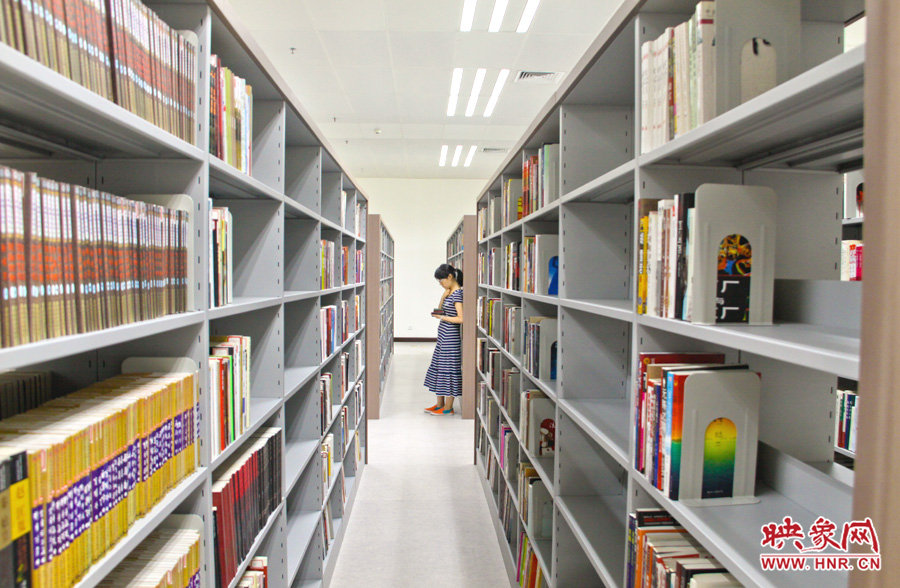 或站或坐，這里是獲取知識的好地方