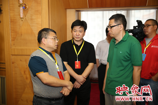 映象網(wǎng)全程直播省十二屆人大常委會(huì)專(zhuān)題詢問(wèn)會(huì)