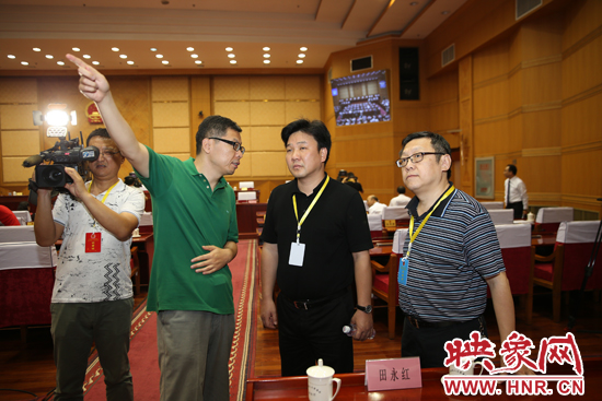 映象網(wǎng)全程直播省十二屆人大常委會(huì)專(zhuān)題詢問(wèn)會(huì)