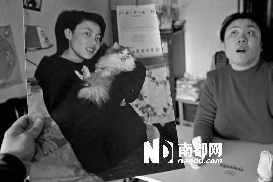 昔日的清純與秀美，如今，卻終身癱瘓、生活不能自理。C FP供圖