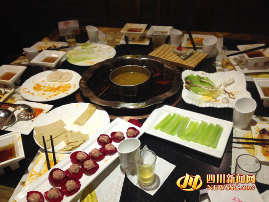 卡梅倫最愛(ài)的“香菜丸子”成為網(wǎng)友熱議的話題