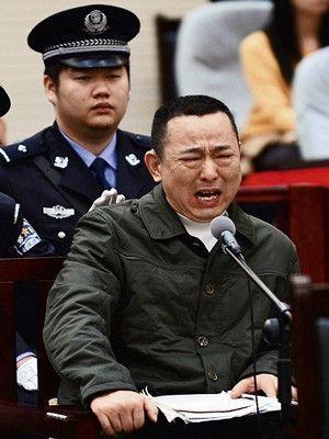 劉漢深諳民不與官斗:公司每個(gè)領(lǐng)域都有官員高管 劉漢深諳民不與官斗:公司每個(gè)領(lǐng)域都有官員高管