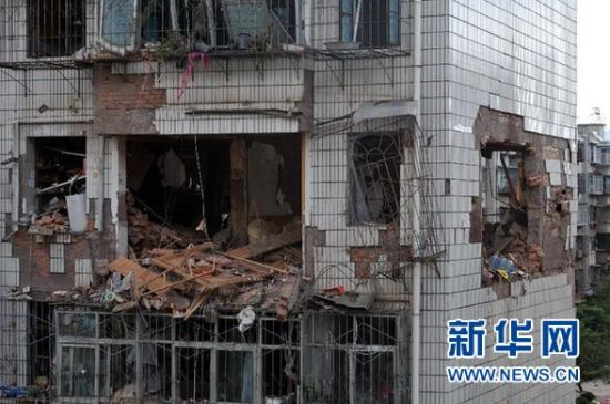 　6月9日在云南楚雄市拍攝的被炸毀的房屋。 新華社發(fā)