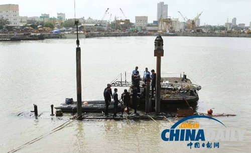 初步調(diào)查顯示印度潛艇爆炸或因船員操作不當(dāng) 初步調(diào)查顯示印度潛艇爆炸或因船員操作不當(dāng)