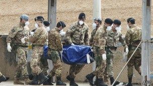 意大利海軍相信他們將發(fā)現更多海難死者。
