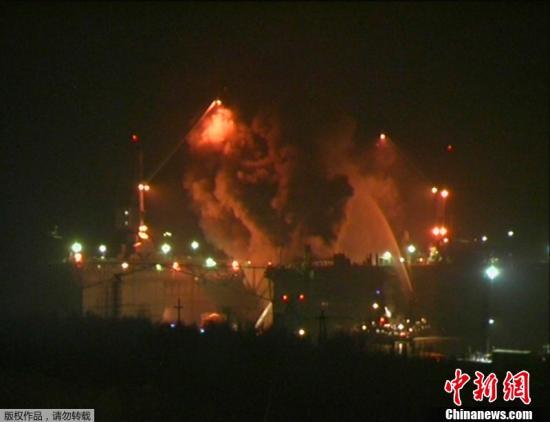 資料圖：2011年12月29日晚間，俄羅斯摩爾曼斯克州一艘名為“葉卡捷琳堡”號的核潛艇起火。