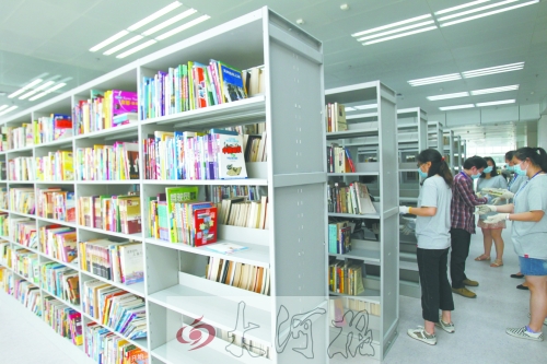 新圖書館規(guī)劃藏書240萬冊,閱覽座席達(dá)到3000個