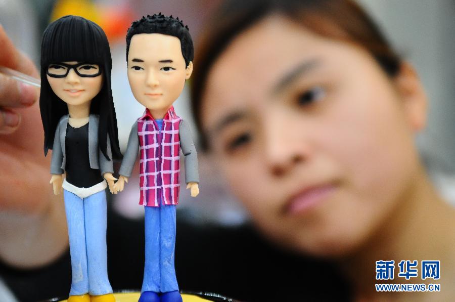 “情侶面塑”惹人愛 “情侶面塑”惹人愛