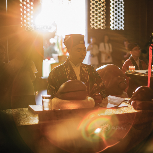 成人夏令營(yíng)體驗(yàn)道教生活