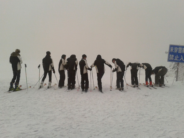 鄭州人自己的滑雪場圣誕啟幕！