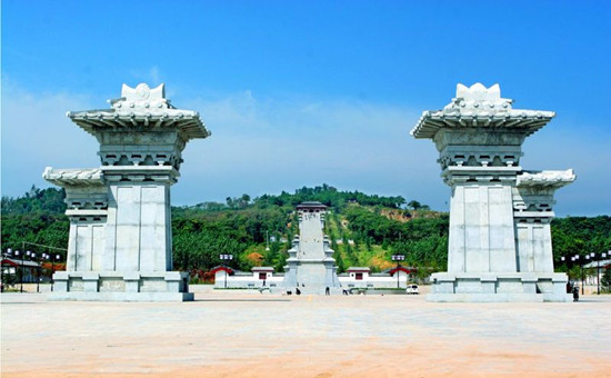 母親節(jié)，帶上爸媽去撒歡吧?。? uploadpic=