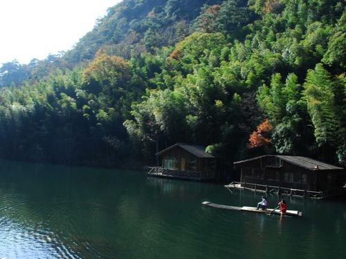 石臺(tái)百丈崖 石臺(tái)百丈崖