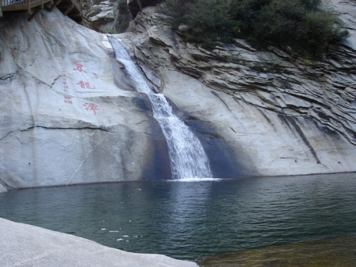 夏日避暑鉆進(jìn)京郊瀑布 京郊三大觀瀑好去處