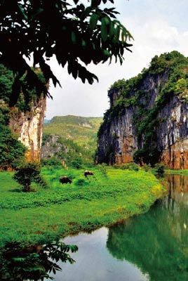 　　中國人對園林的喜愛更多是根源于一種隱逸遁世的情懷。　