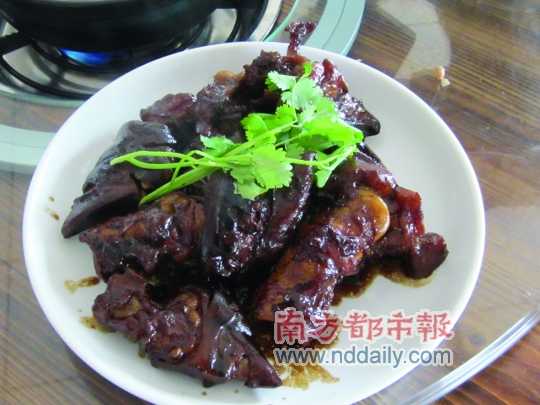 紅燜牛蹄 紅燜牛蹄