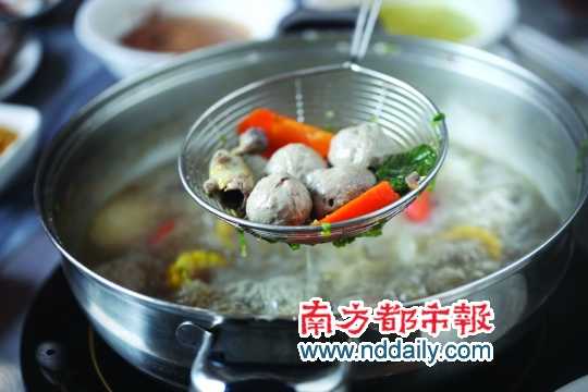 低，是實(shí)惠也是風(fēng)格俗 是喜劇也是味道