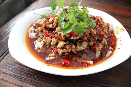 天下鹽 頗具文化氣息的川菜館 天下鹽 頗具文化氣息的川菜館