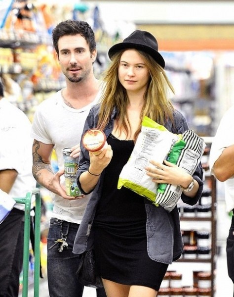 誰(shuí)能有幸約會(huì)天使？維秘超模們的男星后宮團(tuán)