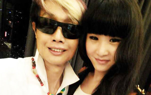 鄧建國與新女友。