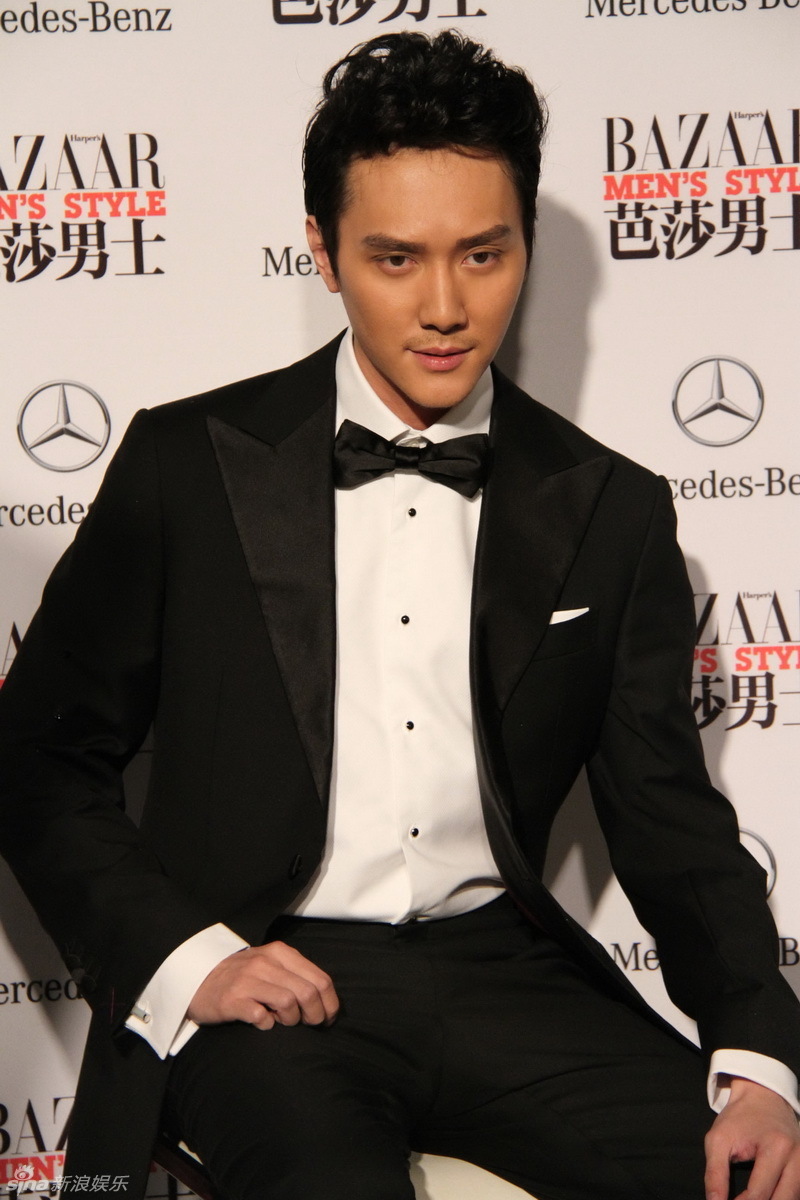 馮紹峰獲芭莎年度明星 五部電影見證成長(zhǎng)