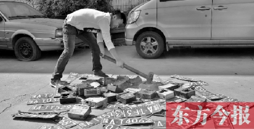 “老的哥”揭“黑車(chē)”猖獗原因，建議倒查假車(chē)牌、出租車(chē)使用機(jī)打發(fā)票