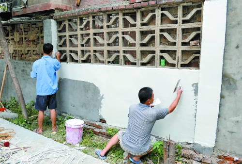 　老舊小區(qū)改造完畢后，“年輕”了、“身價”也漲了。