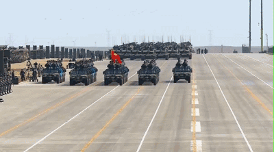 日本網(wǎng)友第一次看中國(guó)建軍節(jié)閱兵直播 啥反應(yīng)？