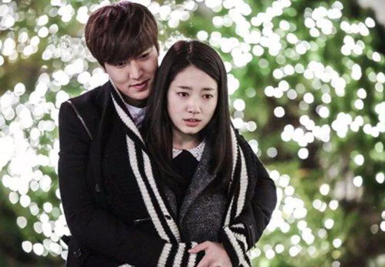 從李敏鎬到李棟旭，再次分手的“男神收割機(jī)”裴秀智被嘲太花心？