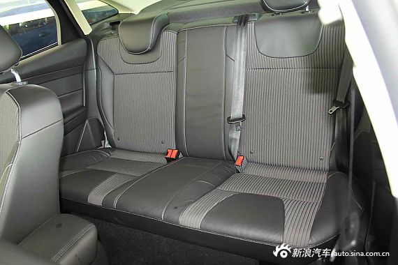 　?？怂箖蓭?jīng)典1.8MT 時(shí)尚型