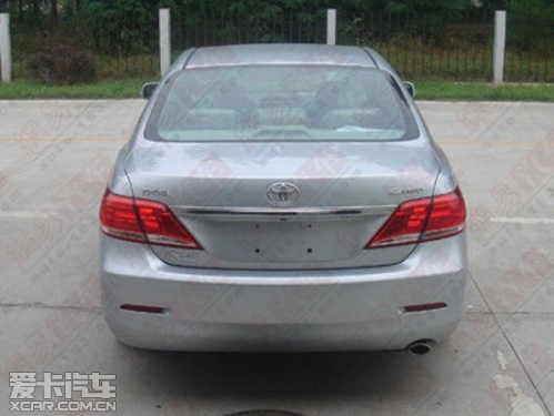 新款凱美瑞經(jīng)典版 新款凱美瑞經(jīng)典版