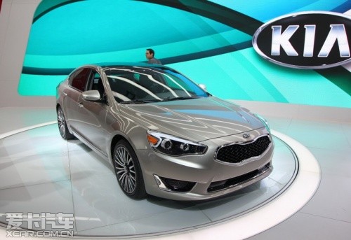 新款起亞凱尊 新款起亞凱尊