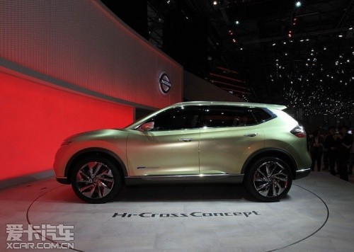 日產(chǎn)Hi-Cross概念車(chē)