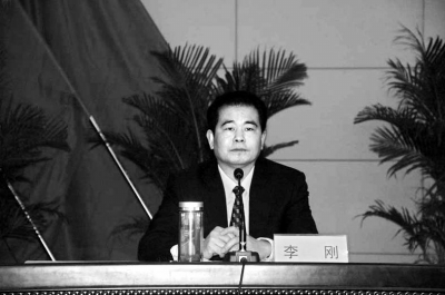 濮陽(yáng)市委常委、市委政法委書(shū)記李剛