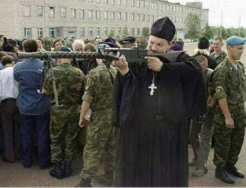 戰(zhàn)斗民族:牧師會開光能打槍懂賣萌 戰(zhàn)斗民族:牧師會開光能打槍懂賣萌