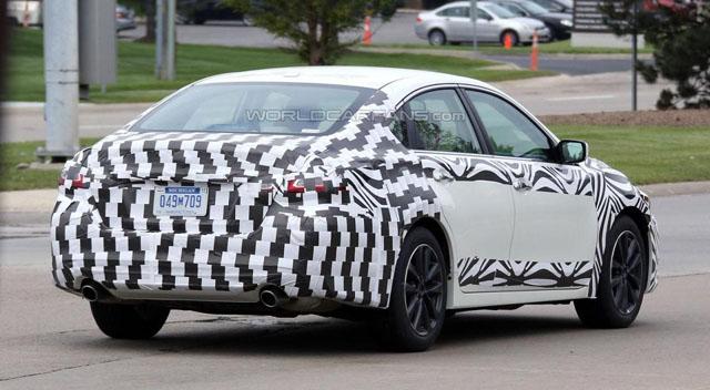 日產(chǎn)改款Altima諜照首曝 外觀將有所調(diào)整