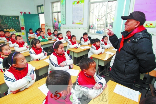 新開學季到來 鄭州各校變著花樣“開好頭” 新開學季到來 鄭州各校變著花樣“開好頭”