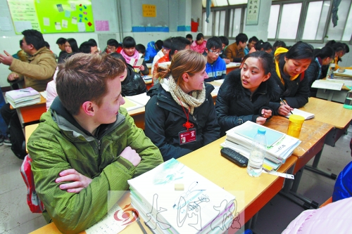 新開學季到來 鄭州各校變著花樣“開好頭” 新開學季到來 鄭州各校變著花樣“開好頭”